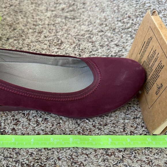 Dansko Women's Kristen Nubuck Ballet Flats Shoes Wine Burgundy Size 39 US 8.5-9 - Picture 8 of 9